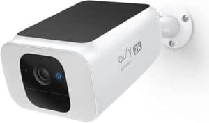 Best Solar-Powered Security Cameras for Off-Grid Living
